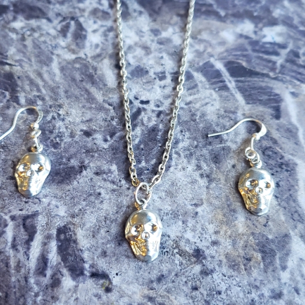 Skull necklace and earring set rockabilly style punk